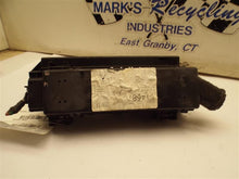 Load image into Gallery viewer, Fuse Box Jeep Liberty 2004 - MRK170755
