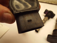 Load image into Gallery viewer, IGNITION COIL Audi A4 TT A6 Golf Beetle Jetta 2000 00 2001 01 2002 02 - 06 - MRK171859
