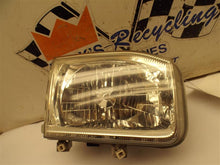 Load image into Gallery viewer, HEADLIGHT LAMP ASSEMBLY Nissan Pathfinder 99 00 01 02 03 04 Right - MRK172235
