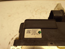 Load image into Gallery viewer, ABS PUMP Nissan Pathfinder 2002 02 03 04 - MRK172267
