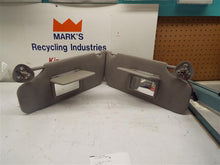Load image into Gallery viewer, Interior Sun Visors Ford Taurus 2004 - MRK172481
