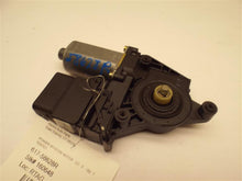 Load image into Gallery viewer, Power Window Motor Volkswagen Passat 2001 - MRK173000
