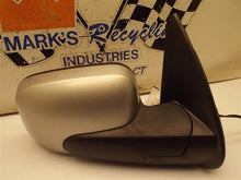 Load image into Gallery viewer, DOOR MIRROR POWER REMOTE Chevy HHR 07 08 09 10 11 Right - MRK173149
