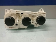 Load image into Gallery viewer, Temp Climate AC Heater Control Honda Civic EL 2001 01 2002 02 2003 03 2004 04 05 - CTL173735
