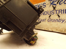Load image into Gallery viewer, FUSE BOX Mazda 6 2006 06 2007 07 2008 08 - MRK174371
