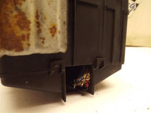 Load image into Gallery viewer, FUSE BOX Honda CR-V 1997 97 1998 98 1999 99 2000 00 2001 01 - MRK175538
