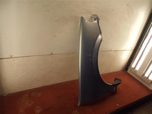 Load image into Gallery viewer, FENDER Nissan Maxima 2000 00 2001 01 2002 02 03 Right - MRK177560
