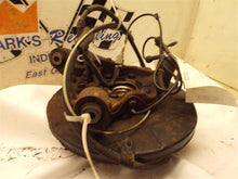Load image into Gallery viewer, REAR HUB WITH SPINDLE Nissan Murano 03 04 05 06 07 Right - MRK177790
