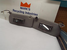 Load image into Gallery viewer, Interior Sun Visors Cadillac CTS 2006 - MRK179484
