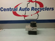 Load image into Gallery viewer, ABS PUMP Volvo S60 V70 S80 2002 02 - CTL179498
