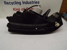 Load image into Gallery viewer, HEADLIGHT LAMP ASSEMBLY Baja Legacy 00 01 02 03 04 05 06 Right - MRK181682
