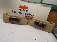 Load image into Gallery viewer, INTERIOR SUN VISORS Volvo S80 00 01 02 03 04 05 - MRK182997
