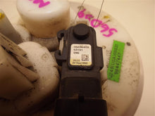 Load image into Gallery viewer, FUEL PUMP Kia Optra Suzuki Forenza Reno 04 05 06 07 08 - MRK183968
