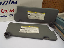 Load image into Gallery viewer, Interior Sun Visors Suzuki Reno 2005 - MRK184394
