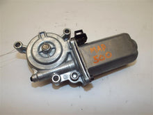 Load image into Gallery viewer, POWER WINDOW MOTOR Deville Seville Eighty Eight 1991 91 92 93 94 - 05 Front - MRK184582

