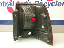 Load image into Gallery viewer, TAIL LIGHT LAMP ASSEMBLY Ford Expedition 03 04 05 06 Left - CTL185115
