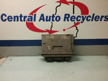 Load image into Gallery viewer, ECU ECM Computer Ford Focus 2008 - CTL186022
