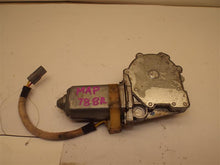 Load image into Gallery viewer, POWER WINDOW MOTOR Ford F150 F250 1999 99 2000 00 01 02 03 04 Right - MRK187274
