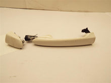 Load image into Gallery viewer, Exterior Door Handle Mazda 6 09 10 11 12 13 Right - MRK187483
