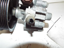 Load image into Gallery viewer, POWER STEERING PUMP Toyota RAV4 RAV 4 01 02 03 04 05 - MRK188309
