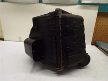 Load image into Gallery viewer, Air Cleaner Box Jeep Liberty 2004 - MRK189720
