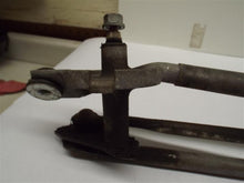 Load image into Gallery viewer, WINDSHIELD WIPER MOTOR Jeep Commander 2006 06 2007 07 - MRK189959
