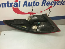 Load image into Gallery viewer, Tail Lamp Light  SATURN S SERIES 2002 - CTL192443
