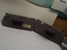 Load image into Gallery viewer, Interior Sun Visors Ford Escape 2002 - MRK193580

