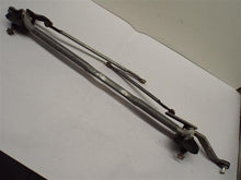 Load image into Gallery viewer, WINDSHIELD WIPER TRANSMISSION 300 Charger 2011-2020 - MRK194005
