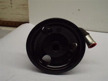 Load image into Gallery viewer, Power Steering Pump Dodge 300C 2006 - MRK194316
