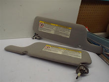 Load image into Gallery viewer, Interior Sun Visors Nissan Quest 2002 - MRK195692
