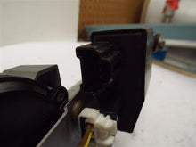 Load image into Gallery viewer, REAR WIPER MOTOR Xterra 2000 00 2001 01 - MRK195735
