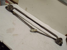 Load image into Gallery viewer, WIPER TRANSMISSION Charger Magnum 300 2005 05 2006 06 2007 07 08 09 10 - MRK197753
