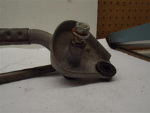 Load image into Gallery viewer, WIPER TRANSMISSION Charger Magnum 300 2005 05 2006 06 2007 07 08 09 10 - MRK197753
