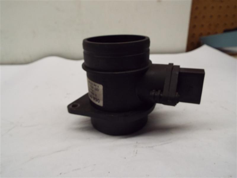 Mass Air Flow Sensor Meter MAF Q7 Beetle Golf Golf Cabriolet 00-11 - MRK198933