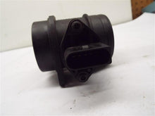 Load image into Gallery viewer, Mass Air Flow Sensor Meter MAF Q7 Beetle Golf Golf Cabriolet 00-11 - MRK198933
