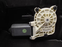 Load image into Gallery viewer, FRONT WINDOW REGULATOR Dodge Nitro 2007 07 2008 08 2009 09 10 11 Right - MRK199131

