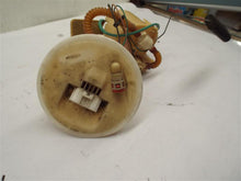 Load image into Gallery viewer, Fuel Pump Ford Focus 2002 - MRK200472
