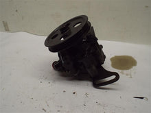 Load image into Gallery viewer, POWER STEERING PUMP TOYOTA CAMRY SOLARA 97 98 99 - 01 - MRK200796
