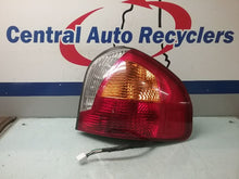 Load image into Gallery viewer, TAIL LIGHT LAMP ASSEMBLY Hyundai Santa Fe 01 02 03 04 Right - CTL201518
