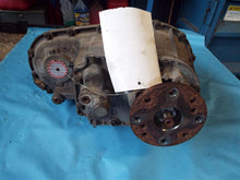 Load image into Gallery viewer, TRANSFER CASE Liberty 2008 08 2009 09 2010 10 2011 11 2012 12 - MRK203033
