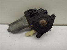 Load image into Gallery viewer, Power Window Motor  PT CRUISER 2004 - MRK205789
