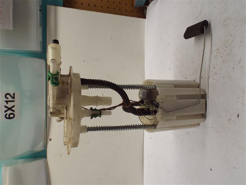 FUEL PUMP Buick Lucerne Cadillac DTS 2006 06 2007 07 2008 08 - MRK210035