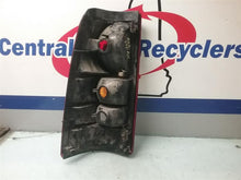 Load image into Gallery viewer, TAIL LIGHT LAMP ASSEMBLY Silverado 1500 Pickup Silverado 2500 99-03 Right - CTL210317

