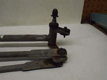 Load image into Gallery viewer, WINDSHIELD WIPER TRANSMISSION Mazda Tribute 08 09 10 11 - MRK212423
