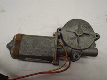 Load image into Gallery viewer, POWER WINDOW MOTOR Mountaineer Explorer 1995 95 1996 96 97 98 - 05 Right Front - MRK212696
