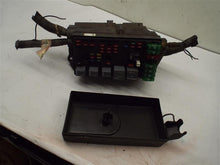 Load image into Gallery viewer, Fuse Box  SATURN S SERIES 2000 - MRK212988
