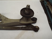 Load image into Gallery viewer, WIPER TRANSMISSION Toyota Sienna 2004 04 05 06 07 08 - MRK213212
