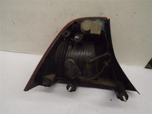 Load image into Gallery viewer, TAIL LIGHT LAMP ASSEMBLY Ford Focus 2005 05 2006 06 2007 07 Right - MRK214066
