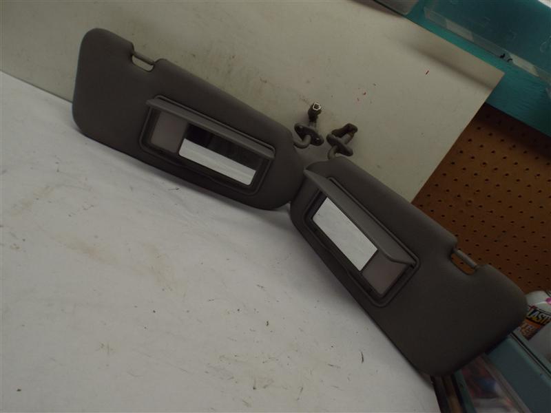 Interior Sun Visors Kia Sorento 2006 - MRK214240